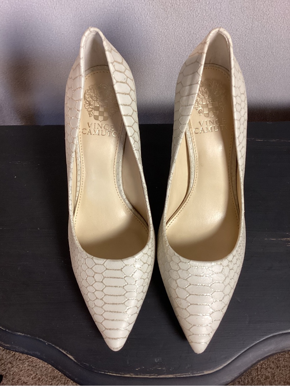 Vince Camuto Savilla Snake Embossed Design Pointed Toe Dress Pumps Size 7.5